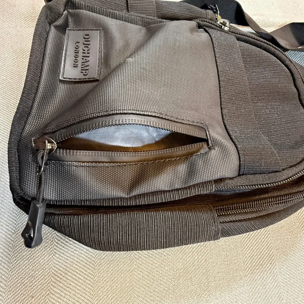 Duchamp London Mens Black Crossbody Sling Bag Tech Fabric Padded Mesh Back 2251